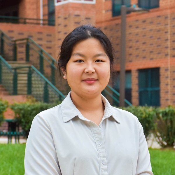 Xinyi Li